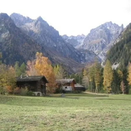 Chalet, Dil Arom, Geschlossener Garten *